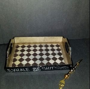Rolling tray and clip